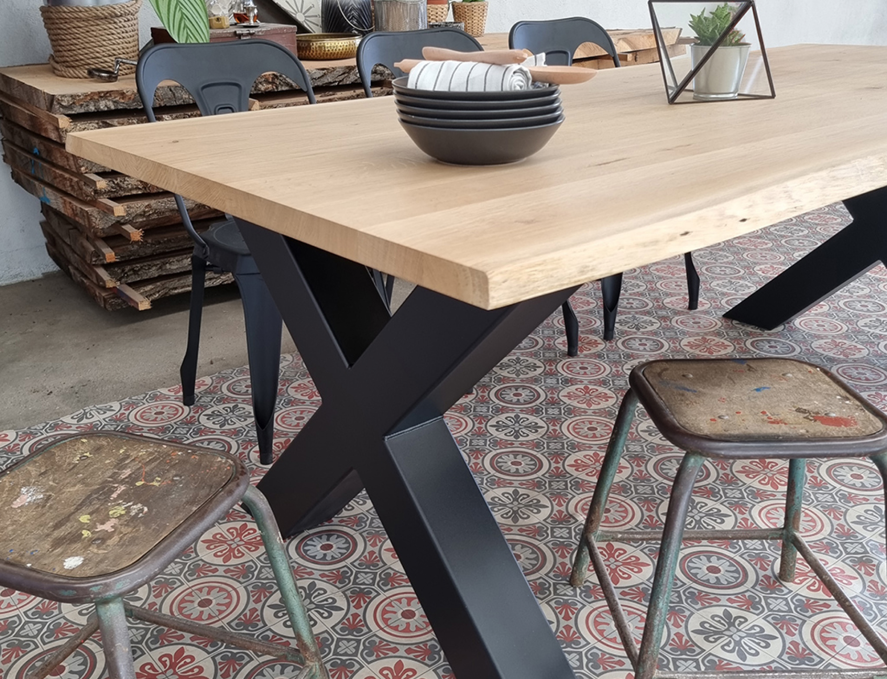 Table X100 industrielle Hephy pieds noir